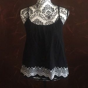 Beautiful Old Navy Shirt 💓